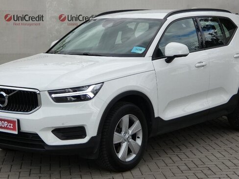 Volvo XC40 SUV / Terénní 1,5 l 95 kw