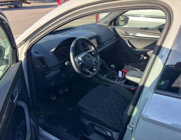 Škoda Karoq SUV / Terénní 1,5 l 110 kw