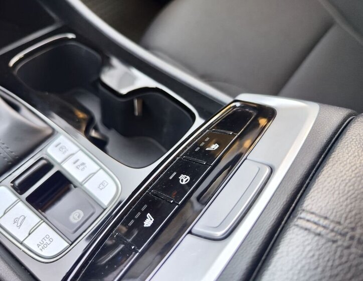 Hyundai Tucson SUV 1,6 l 110 kw