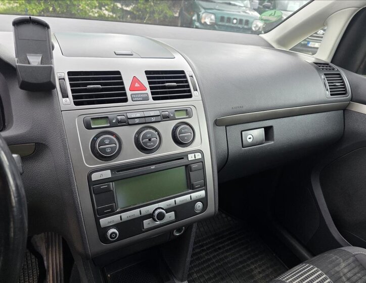 Volkswagen Touran Kombi 2,0 l 80 kw