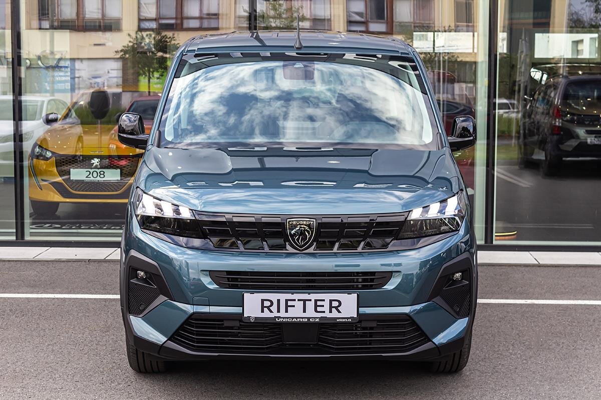 Peugeot Rifter MPV 1,5 l 96 kw
