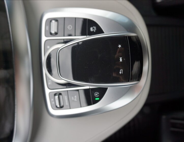 Mercedes-Benz Třídy V VAN / Minibus 2,1 l 120 kw