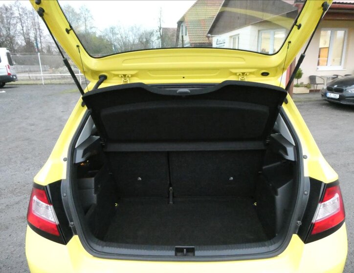 Škoda Fabia Hatchback 999,0 70 kw