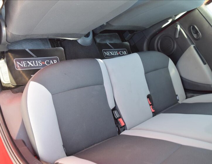 Renault Clio Kombi 1,1 l 74 kw