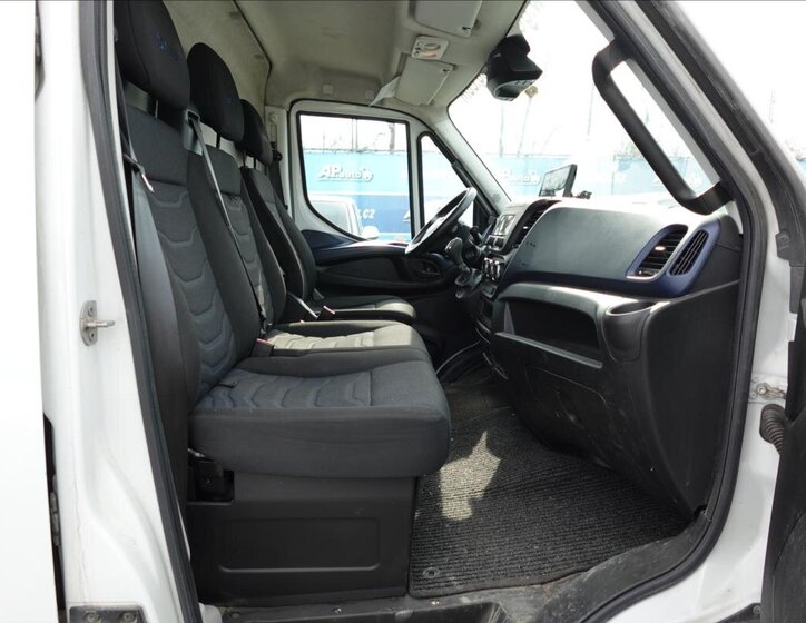 Iveco Daily Ostatní 2,3 l 100 kw