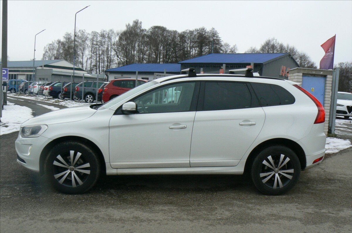 Volvo XC60 SUV 2,4 l 120 kw