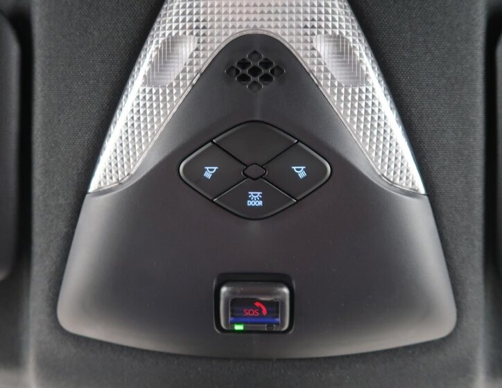 Toyota C-HR SUV 1,8 l 72 kw