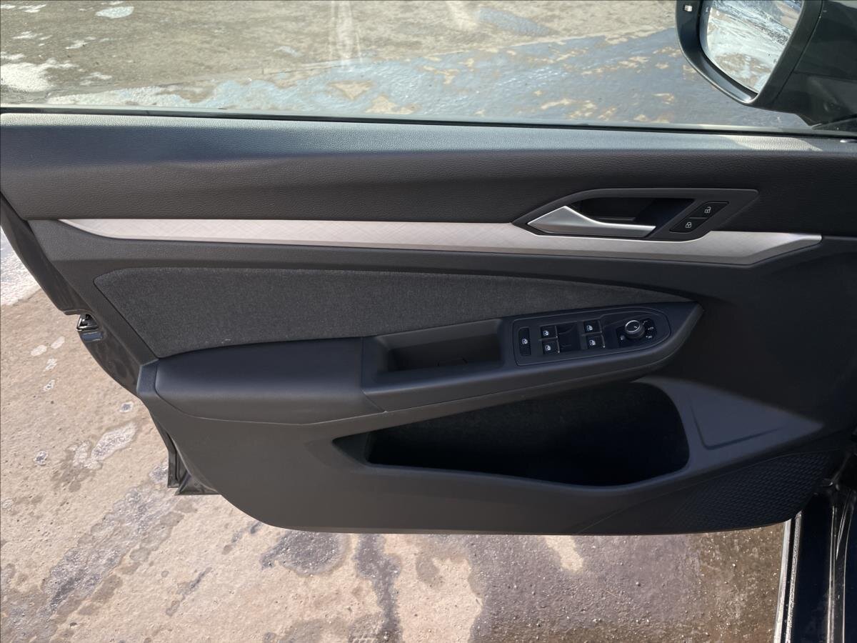 Volkswagen Golf Kombi 999,0 81 kw