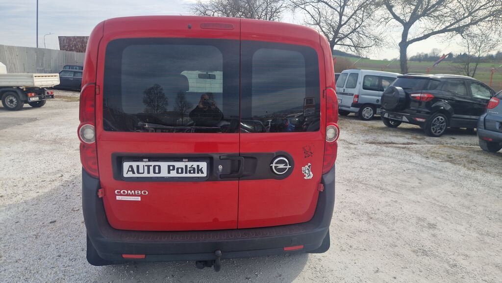 Opel Combo Skříň 1,6 l 77 kw