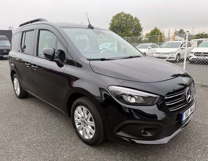 Mercedes-Benz Ostatní 3