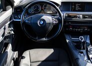 BMW Řada 5 Sedan / Limuzína 2,0 l 120 kw
