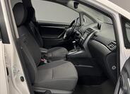 Toyota Verso 8