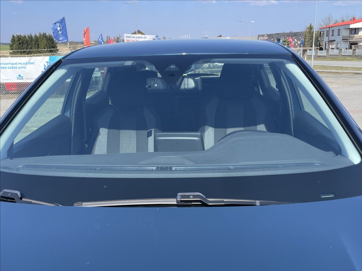 Peugeot 3008 MPV 1,2 l 96 kw