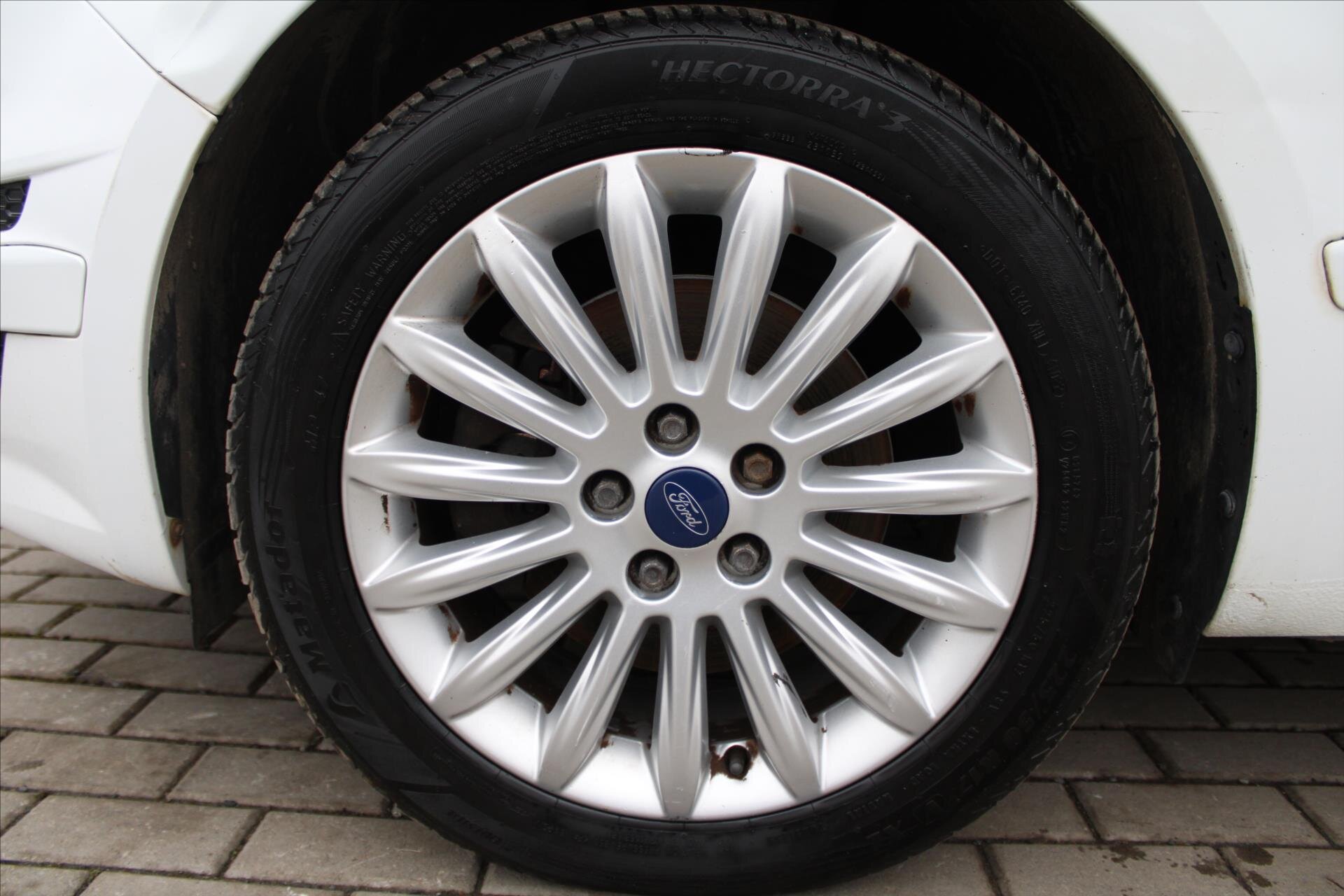 Ford S-MAX MPV 2,0 l 103 kw