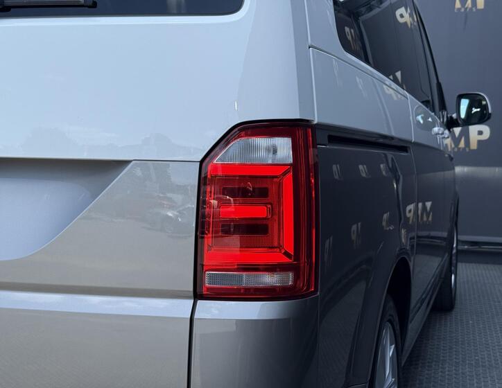 Volkswagen Multivan 42