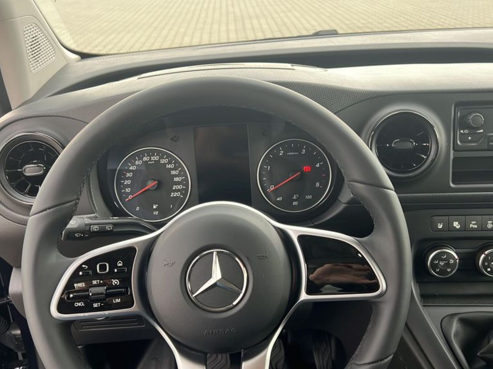 Mercedes-Benz Citan 10