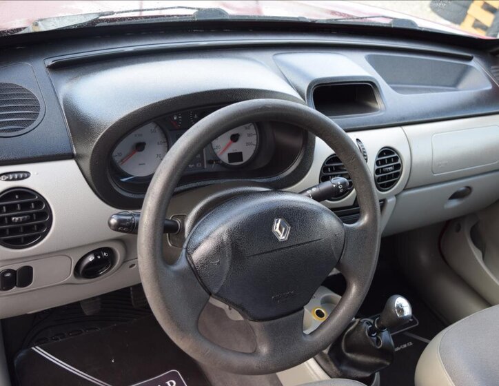 Renault Kangoo Kombi 1,1 l 55 kw