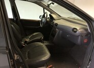 Mercedes-Benz Třídy A 12