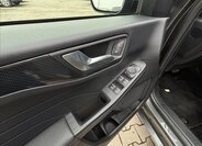 Ford Kuga SUV / Terénní 2,5 l 140 kw