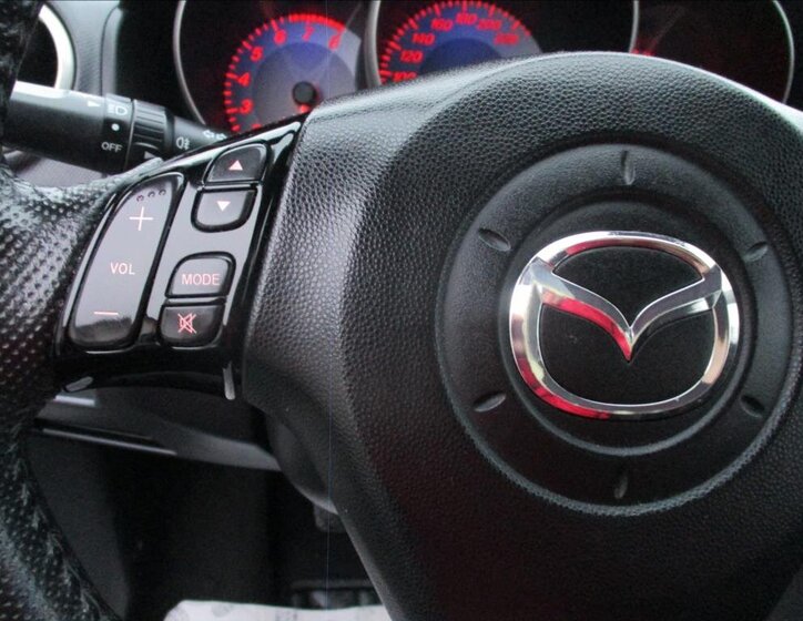 Mazda 3 25