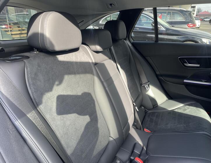 Mercedes-Benz Třídy C 18