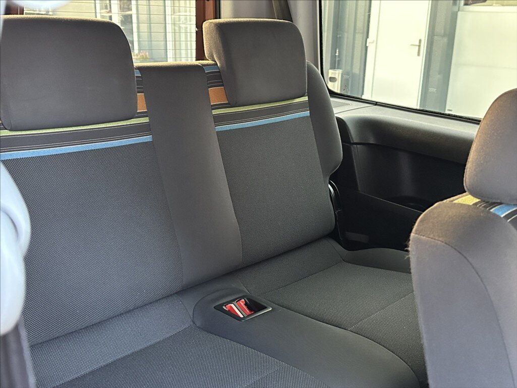 Volkswagen Caddy Kombi 2,0 l 81 kw