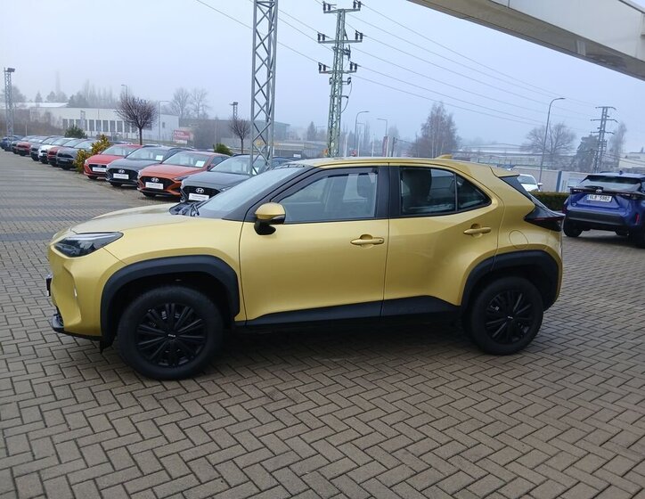 Toyota Yaris Cross 3