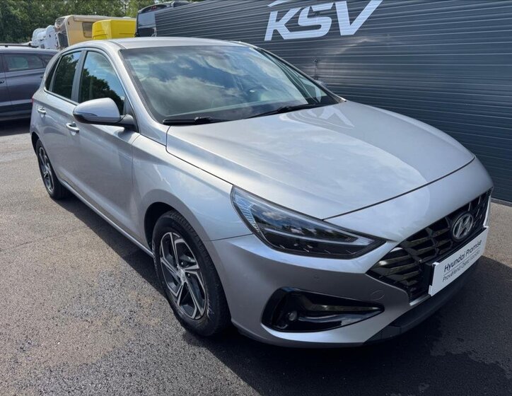 Hyundai i30 Hatchback 998,0 88 kw