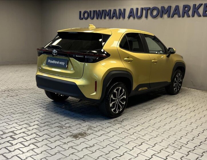 Toyota Yaris Cross 2