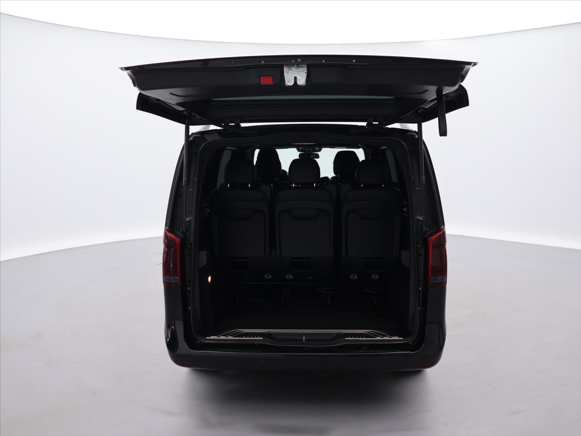 Mercedes-Benz Třídy V Kombi 2,1 l 140 kw