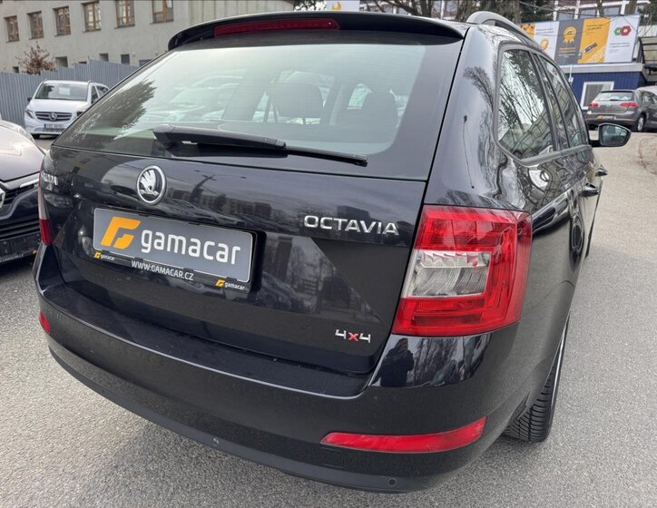 Škoda Octavia Kombi 1,6 l 77 kw
