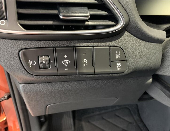 Hyundai i30 Hatchback 1,5 l 103 kw