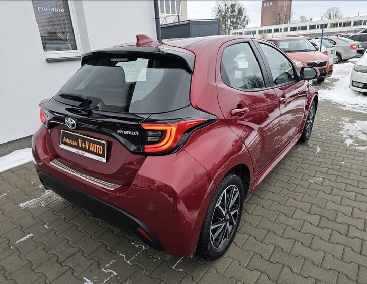 Toyota Yaris Hatchback 1,5 l 68 kw