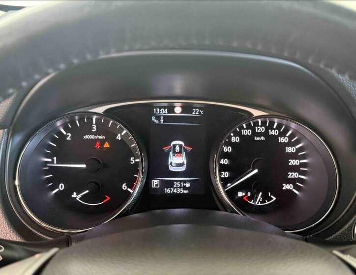 Nissan X-Trail SUV 1,6 l 96 kw