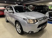 Mitsubishi Outlander SUV / Terénní 2,0 l 110 kw