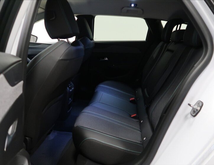 Peugeot 308 Kombi 1,2 l 96 kw