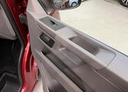 Volkswagen Caravelle 23