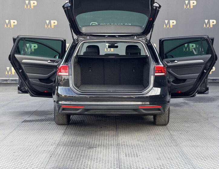 Volkswagen Passat Kombi 2,0 l 110 kw