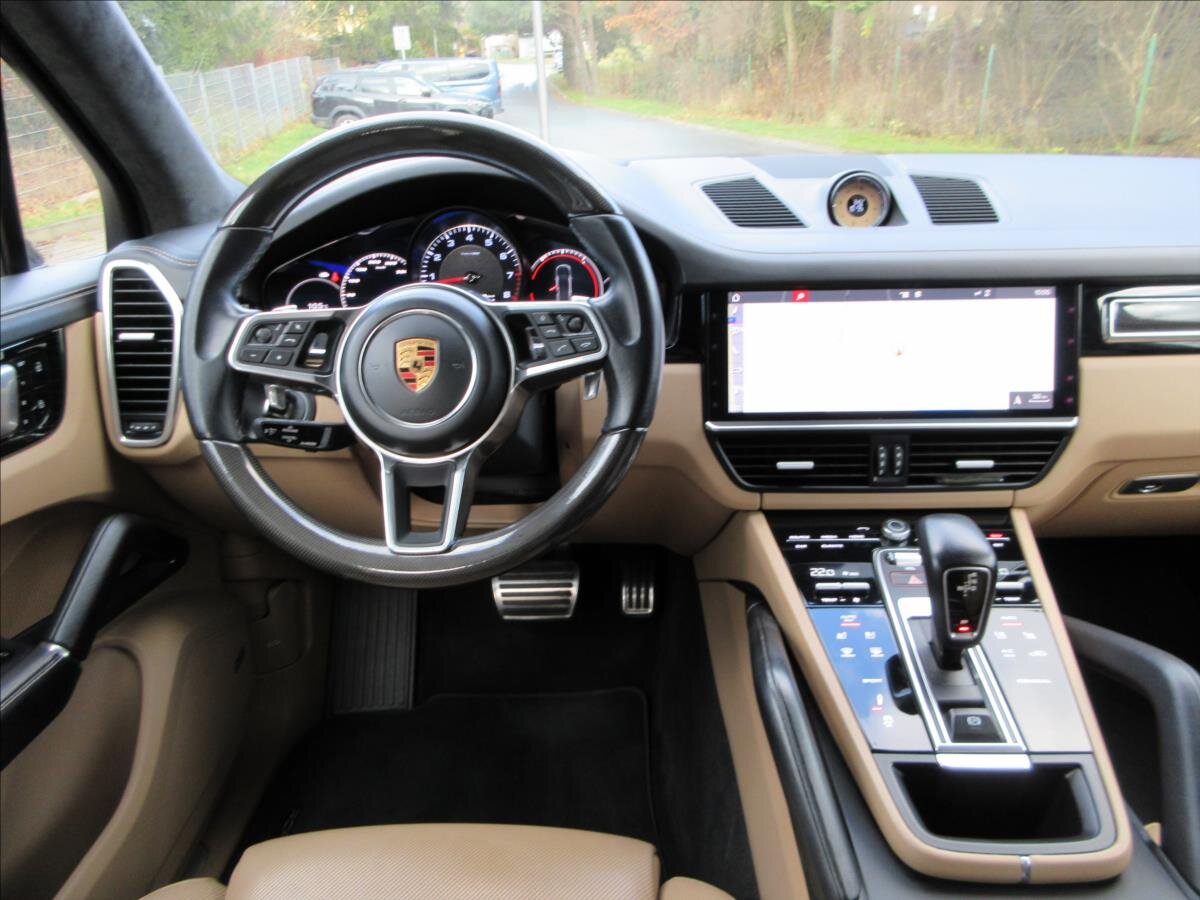Porsche Cayenne Kombi 2,9 l 324 kw