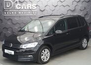 Volkswagen Touran 1