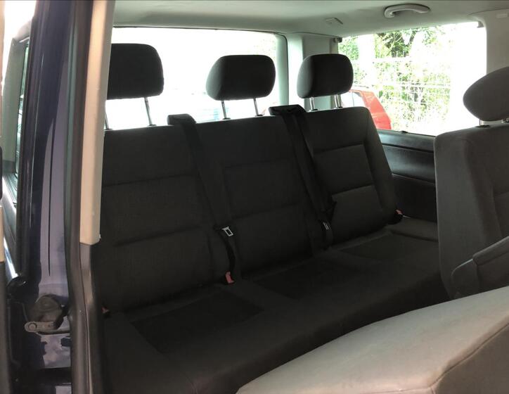 Volkswagen Multivan 12