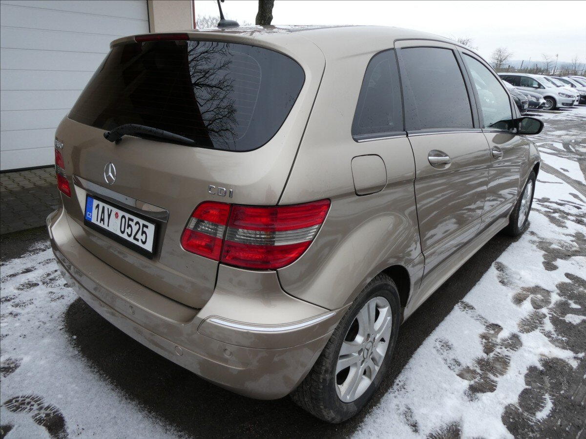 Mercedes-Benz Třídy B Hatchback 2,0 l 80 kw