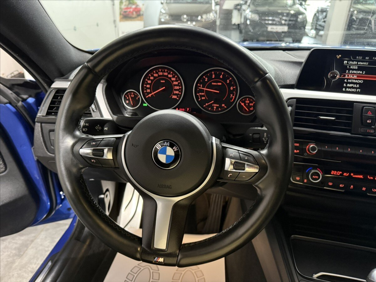 BMW Řada 4 Sedan / Limuzína 2,0 l 135 kw