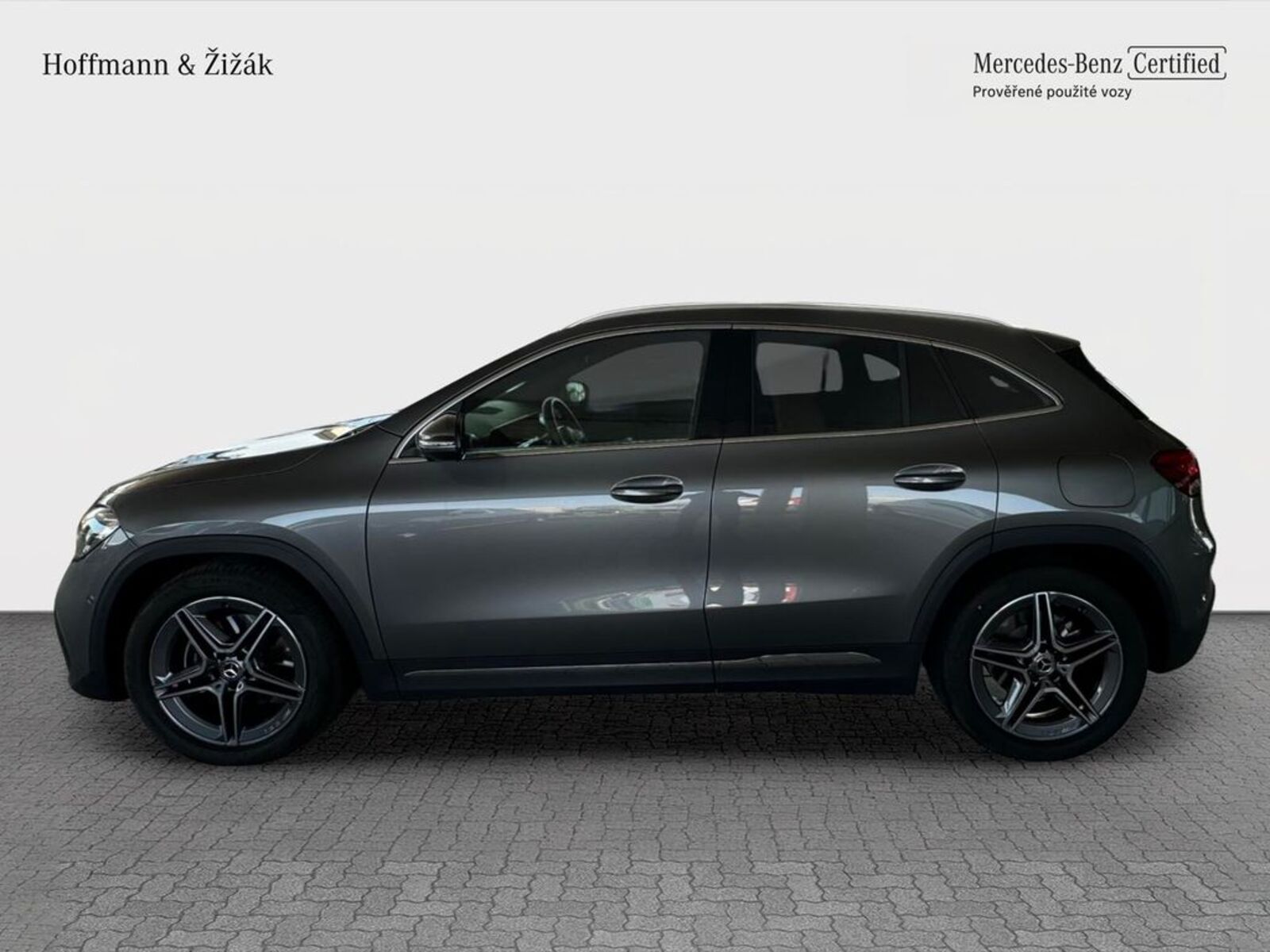 Mercedes-Benz GLA 7