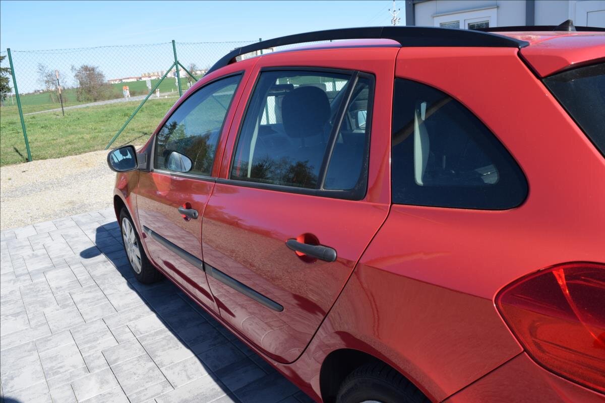 Renault Clio Kombi 1,1 l 74 kw