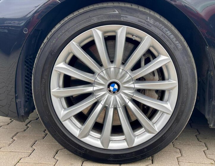 BMW Řada 7 10