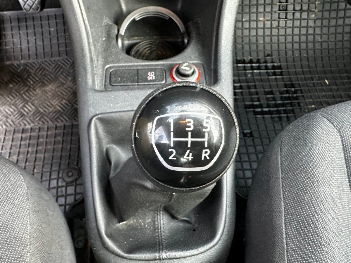 Volkswagen up! Hatchback 999,0 50 kw