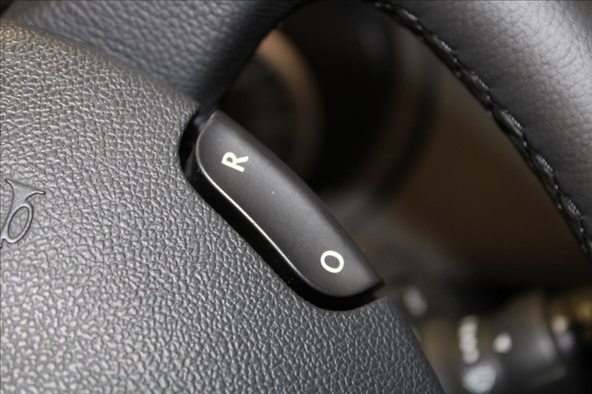 Renault Clio Hatchback 1,1 l 55 kw