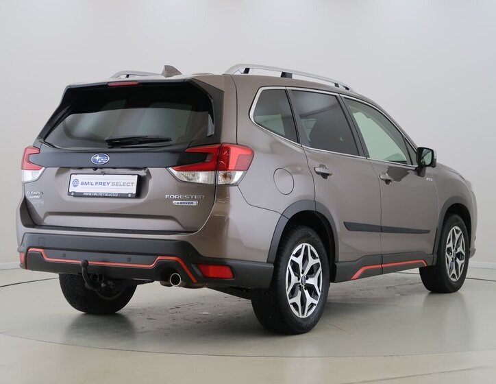 Subaru Forester SUV / Terénní 2,0 l 110 kw