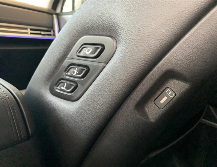 Hyundai Santa Fe SUV / Terénní 1,6 l 117 kw